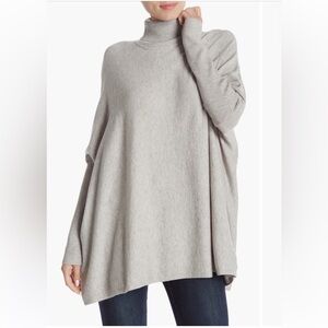 Joseph A. Light gray turtleneck sweater